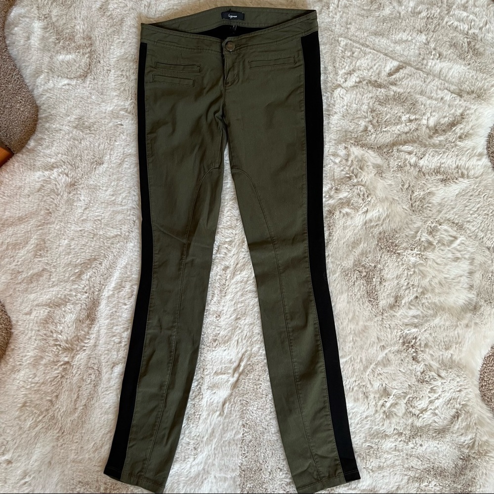 ! Express skinny jeans Size 2. Dark olive green color.